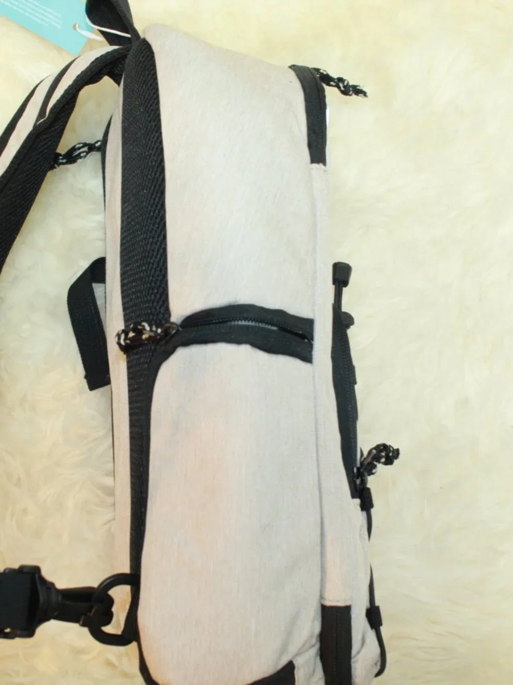 BAGSMART Small Beige Padded Divider Camera Backpack/Sling Travel Bag NWT